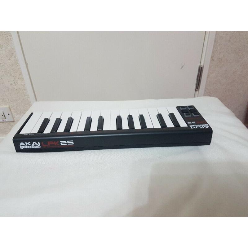 The AKAI LPK25 MIDI keyboard ( parts only)