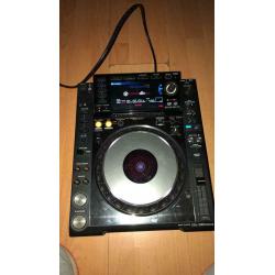 Pioneer CDJ 2000nexus