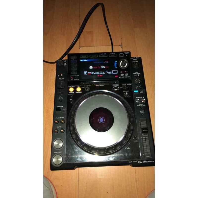 Pioneer CDJ 2000nexus