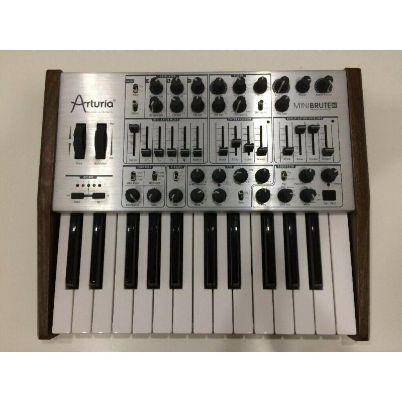 Arturia MINIBRUTE Special Edition Rare