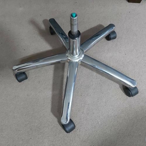 Topstar - Steel BASE & CASTOR WHEELS COMPUTER/OFFICE CHAIR/SEAT (Made in Germany)
