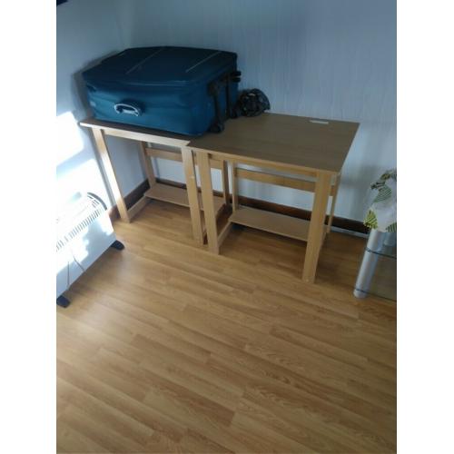 2 X basic computer desk ?10 each or both for ?15