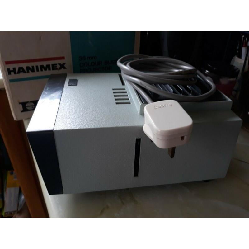 Vintage Hanimex Hanorama 300 35mm Slide Projector