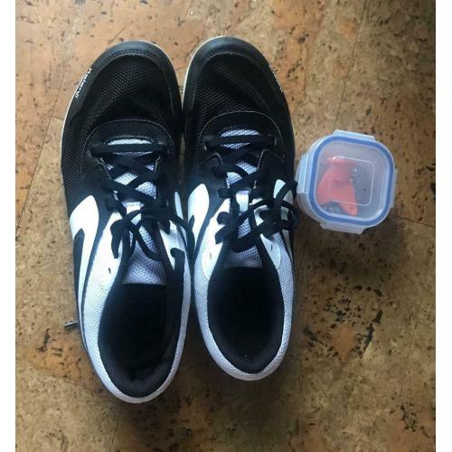 Athletic spikes