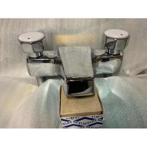Stelrad bath mixer taps
