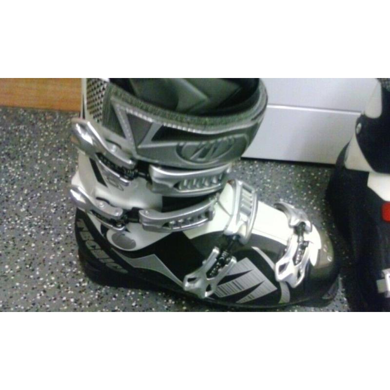 Mens Tecnica Vento 60 Ski Boots 260-265 Sole Length 305mm
