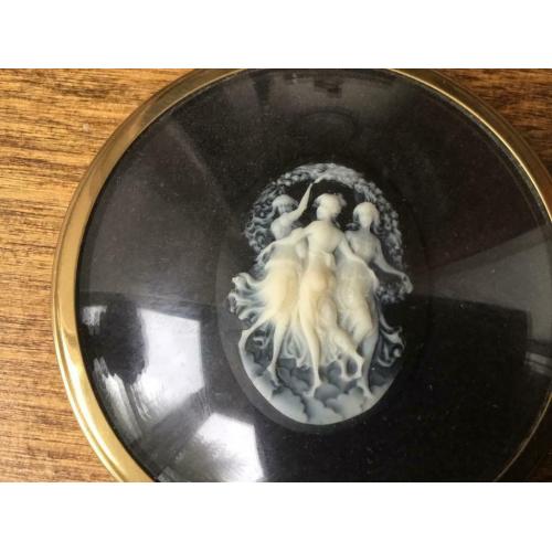 Minuture cameo of three graces 3in diameter