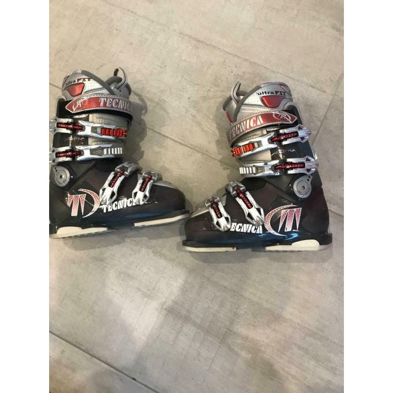 Tecnica ski boots