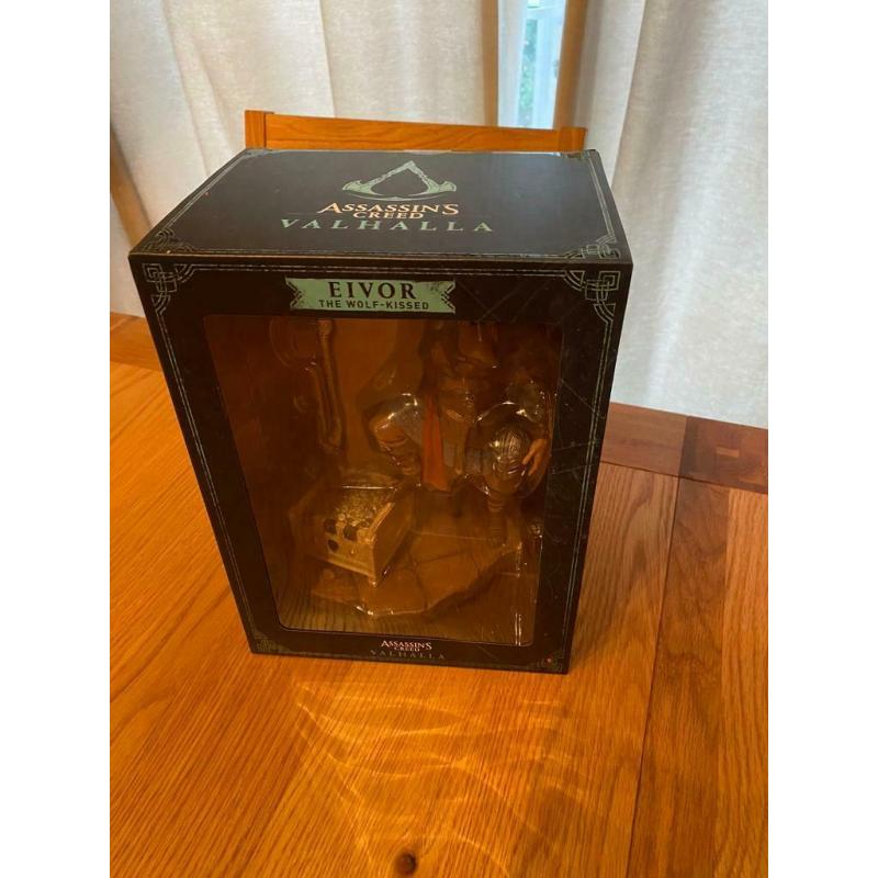 Assassins Creed Valhalla Eivor Figurine