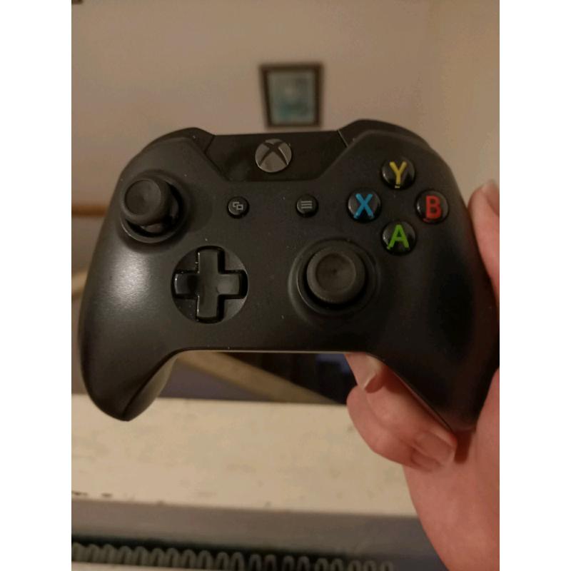 Xbox One Wireless Controller