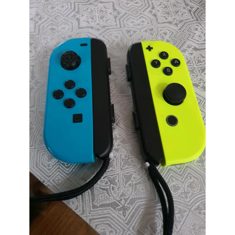 Nintendo switch controllers