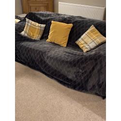 Large steel grey throw /bedspread /Sherpa blanket 90x95inches