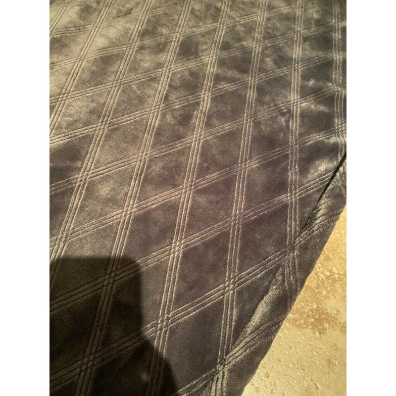 Large steel grey throw /bedspread /Sherpa blanket 90x95inches
