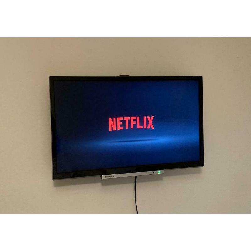 24" Toshiba Smart TV