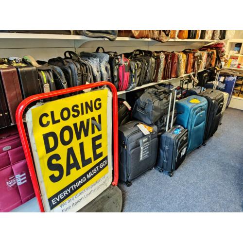 SUPERB PRICE CHRISTMAS GIFT SHOPPING PRESENT CLOSING DOWN SALE DISCOUNT LEATHER BAGS MENS WOMENS