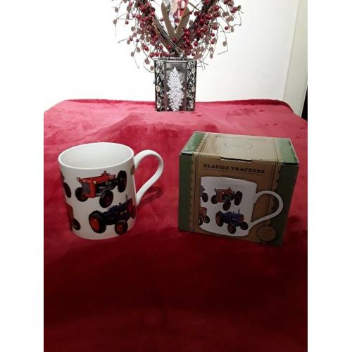 TRACTOR DESIGN MUG