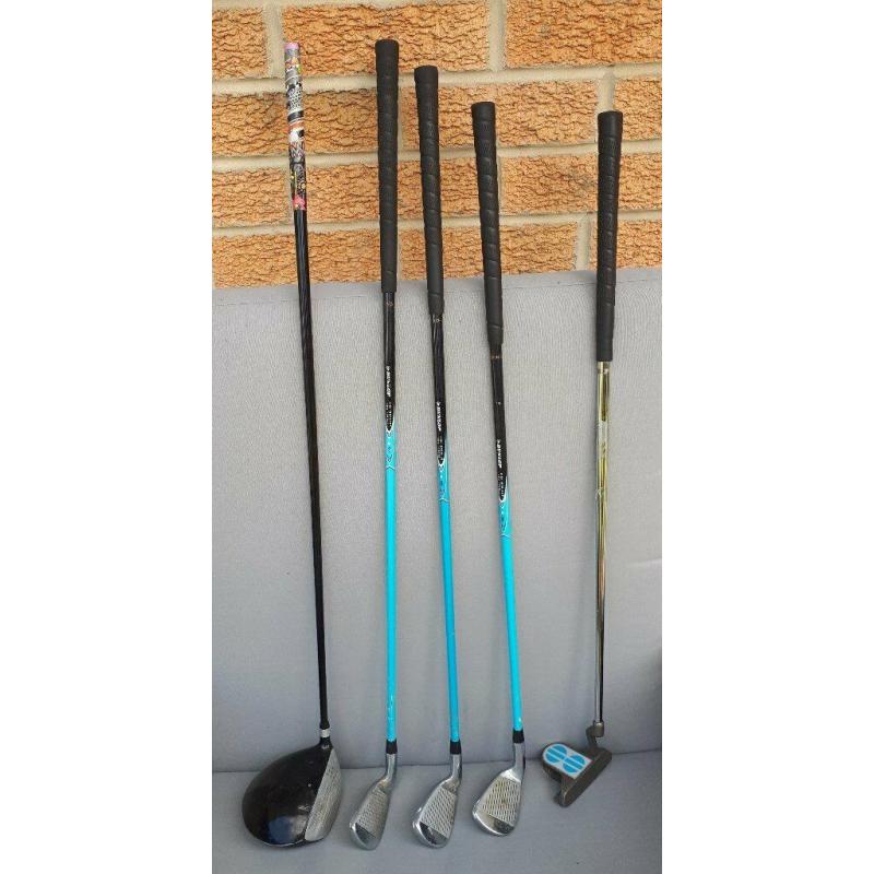Set of kids golf clubs