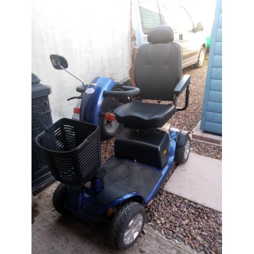 COLT PRIDE MOBILITY SCOOTER, EXCELLENT UNMARKED CONDITION