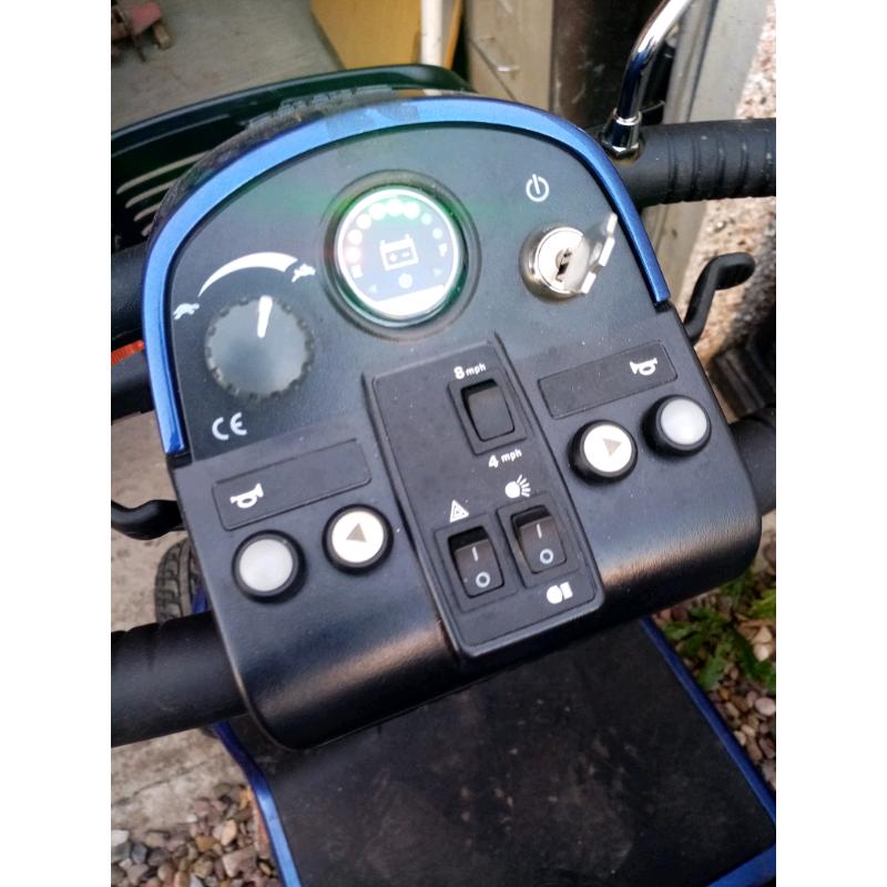 COLT PRIDE MOBILITY SCOOTER, EXCELLENT UNMARKED CONDITION