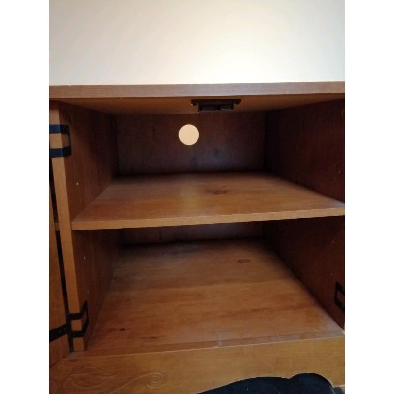 TV unit, wooden, 2 shelves and a cupboard