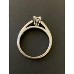 Diamond solitaire ring