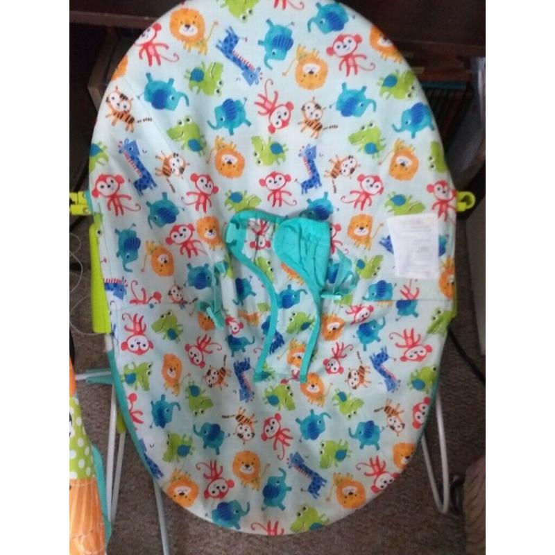 Vibrating Baby bouncer