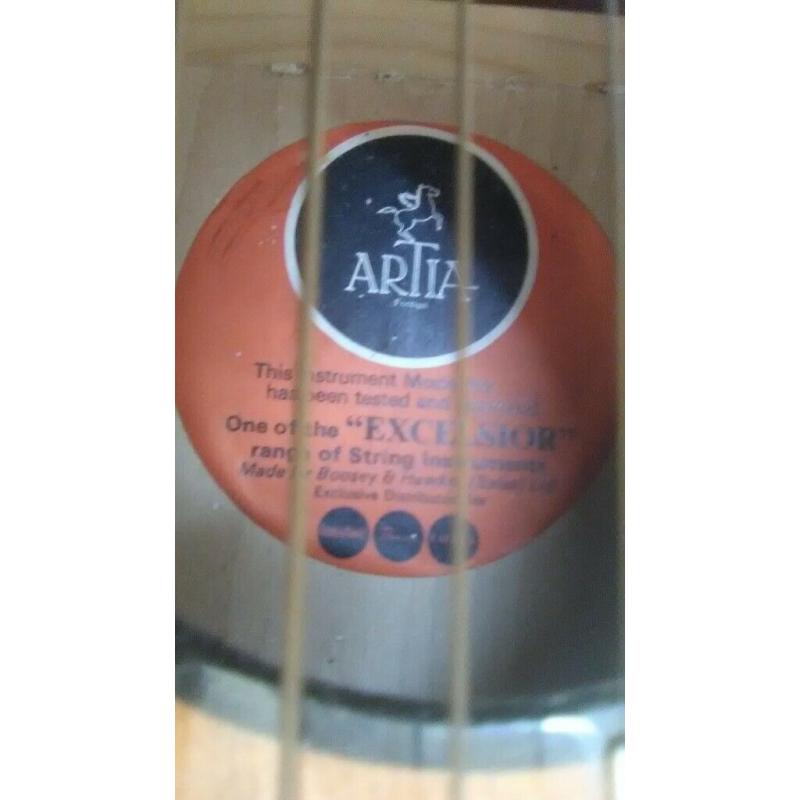 Arta Excelsior 6 string Acoustic Guitar. Ideal for a beginner. ?15 or offers.