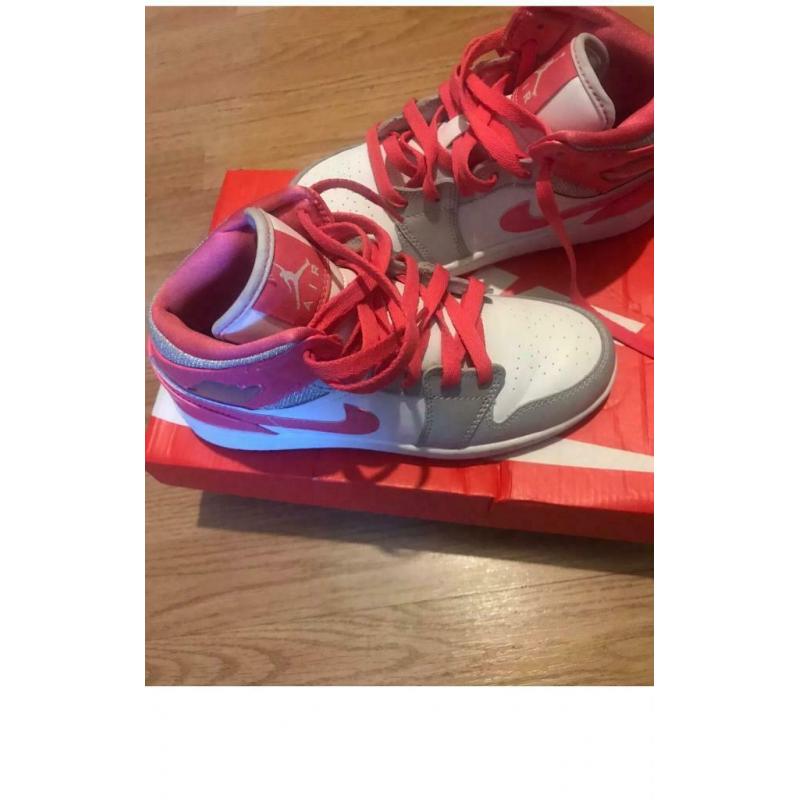 Nike air Jordan?s Uk 2 brand new