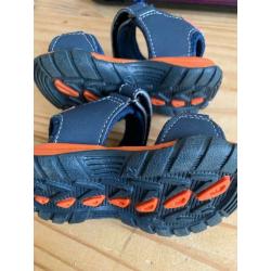 Boys/Girls sandals from Feet Street Fashion size 4