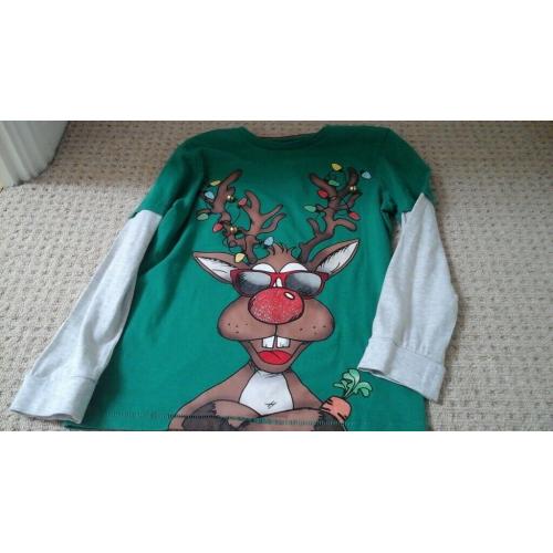 Kids reindeer top aged 7-8
