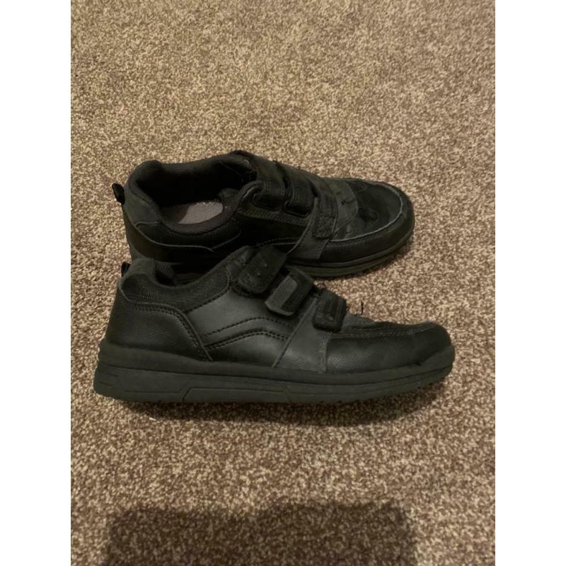 Boys school shoes size 2