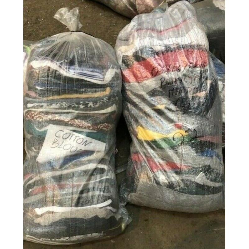 FREE CLOTHES TO GIVE AWAY!!