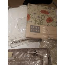 Duvet Sets Four of and two bed sheets for Single Beds New Never Used ?20